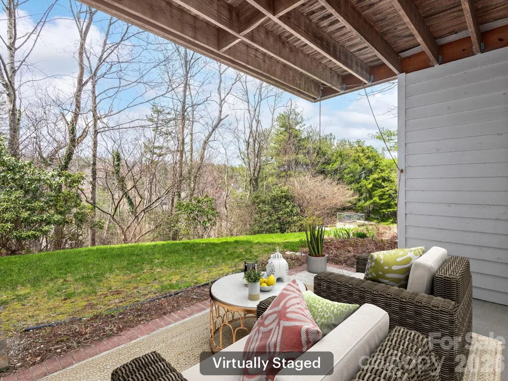 20 Cedarcliff Circle Asheville, NC 28803