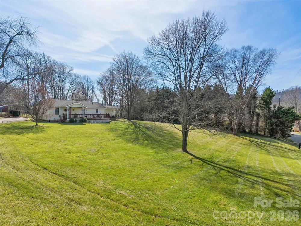 19 Mingus Street Canton, NC 28716