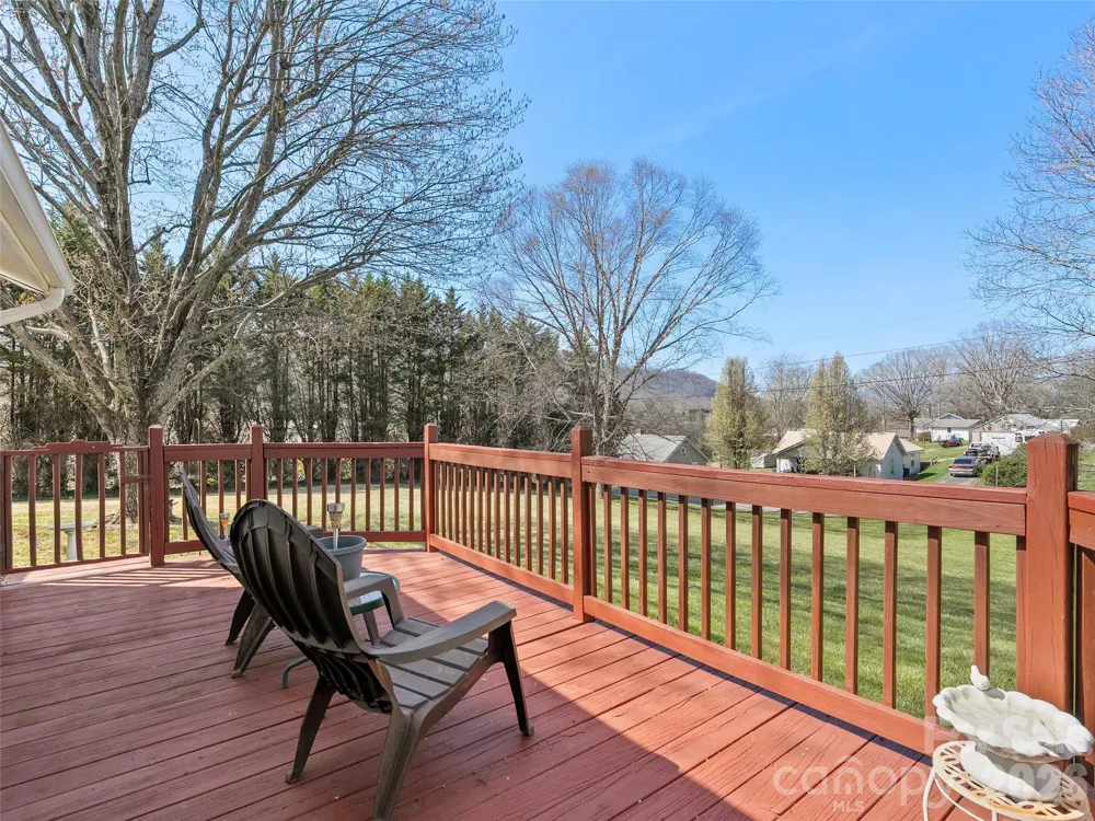 19 Mingus Street Canton, NC 28716