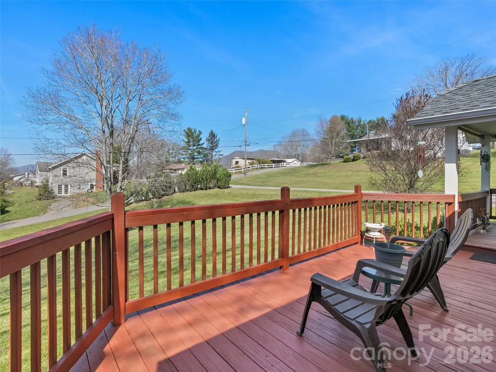 19 Mingus Street Canton, NC 28716