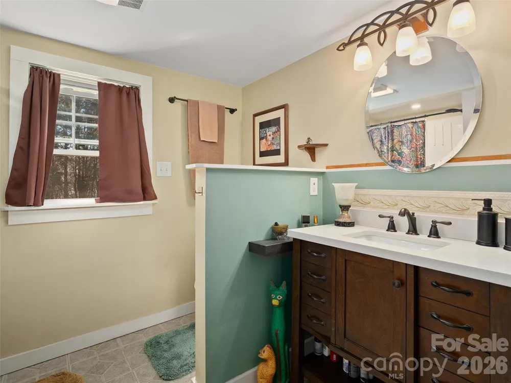 19 Mingus Street Canton, NC 28716