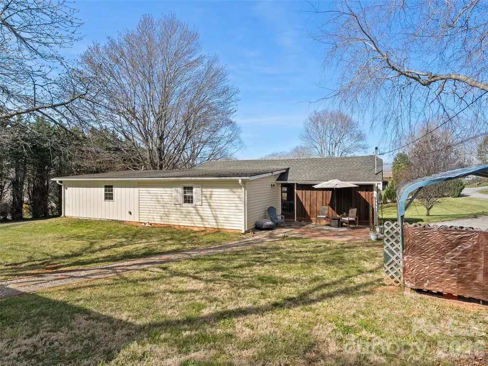 19 Mingus Street Canton, NC 28716