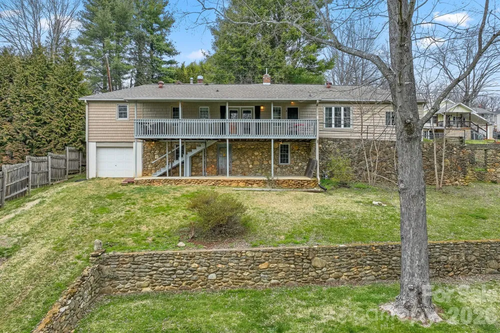 212 Holtzclaw Street #PT # 14-15 Canton, NC 28716