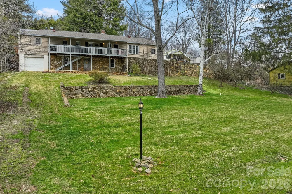 212 Holtzclaw Street #PT # 14-15 Canton, NC 28716
