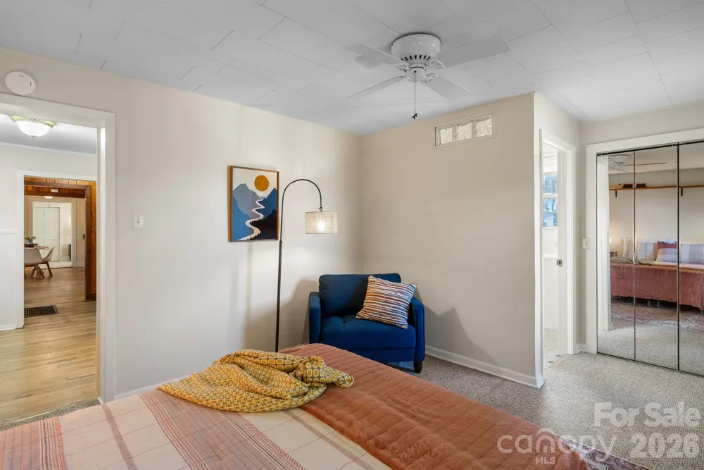 212 Holtzclaw Street #PT # 14-15 Canton, NC 28716
