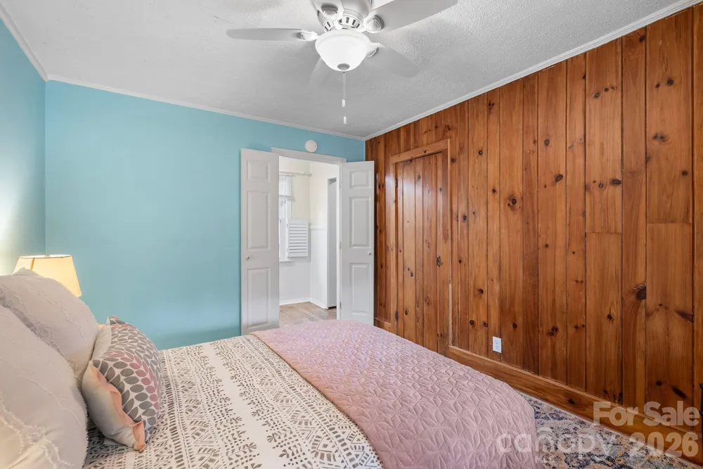212 Holtzclaw Street #PT # 14-15 Canton, NC 28716