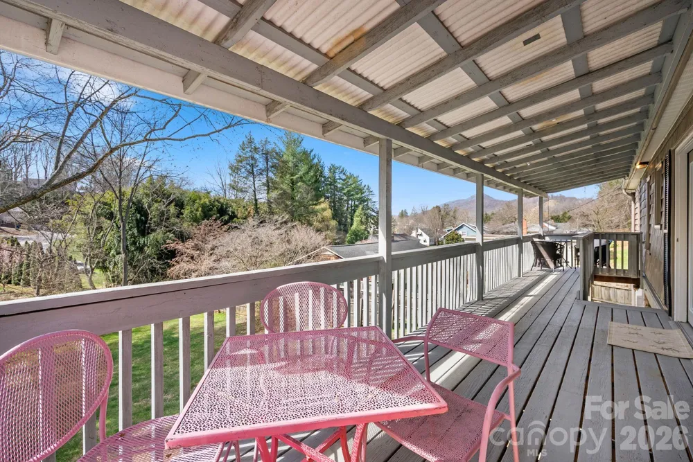 212 Holtzclaw Street #PT # 14-15 Canton, NC 28716