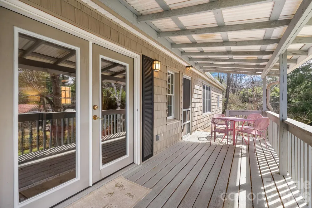 212 Holtzclaw Street #PT # 14-15 Canton, NC 28716
