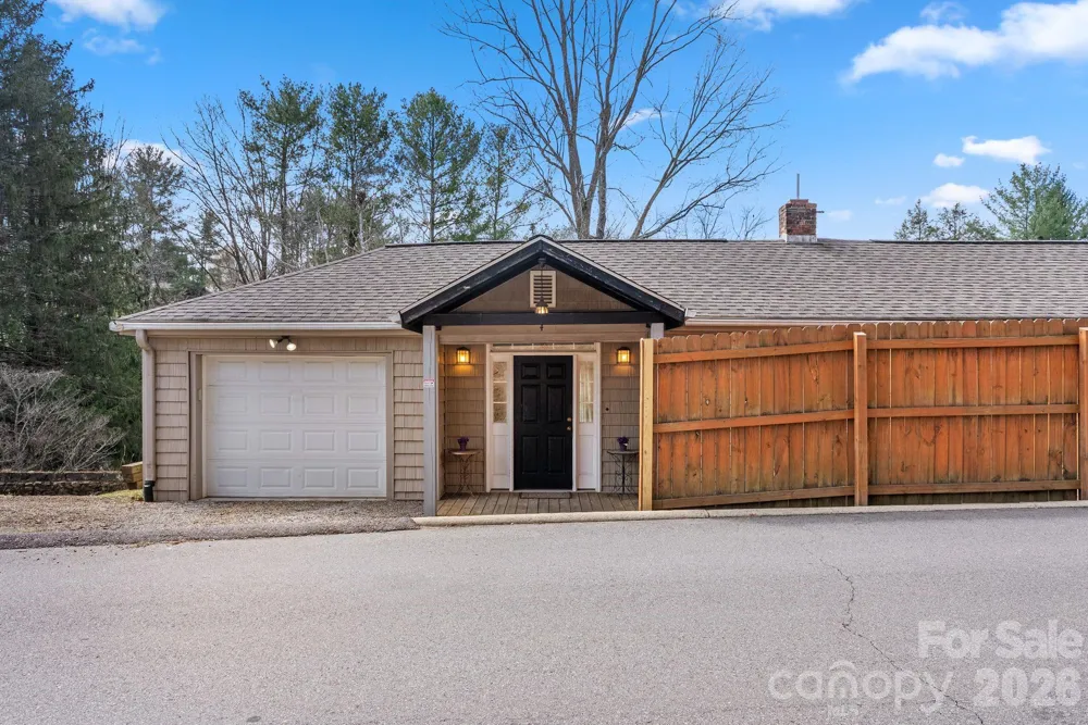 212 Holtzclaw Street #PT # 14-15 Canton, NC 28716