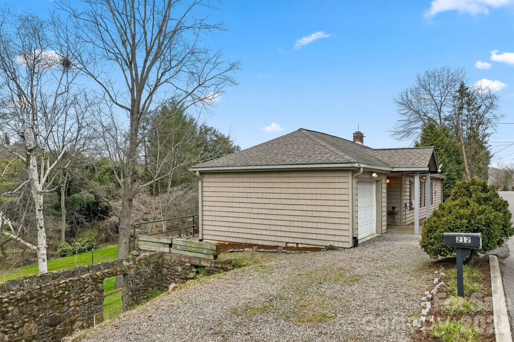 212 Holtzclaw Street #PT # 14-15 Canton, NC 28716