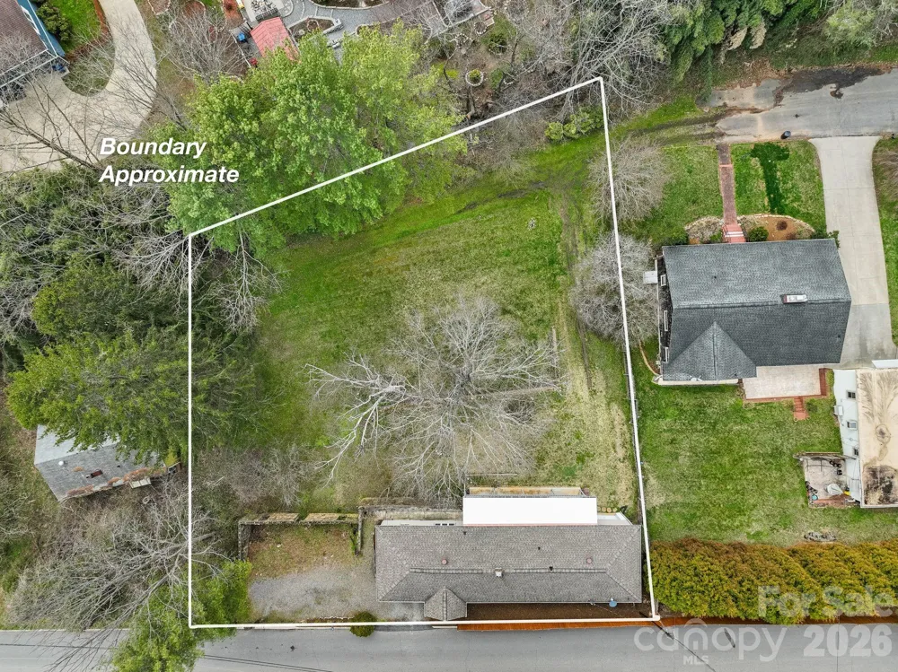 212 Holtzclaw Street #PT # 14-15 Canton, NC 28716