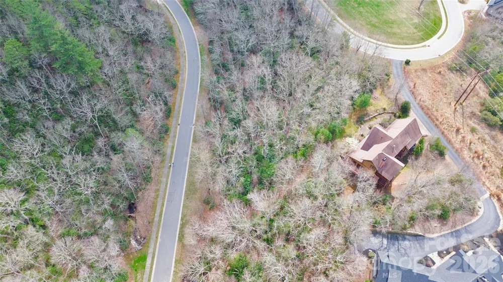 21 Settings Boulevard #40 Black Mountain, NC 28711