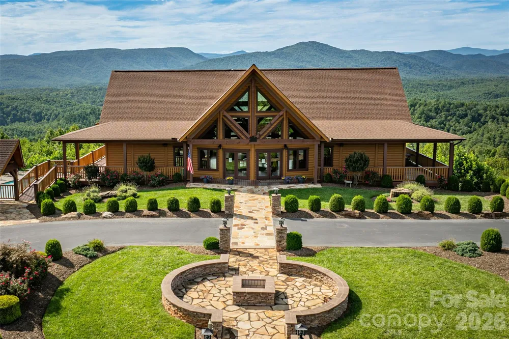 140 Johns Ridge Parkway #140 Lenoir, NC 28645
