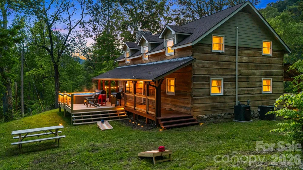114 Johns Creek Road Canton, NC 28716