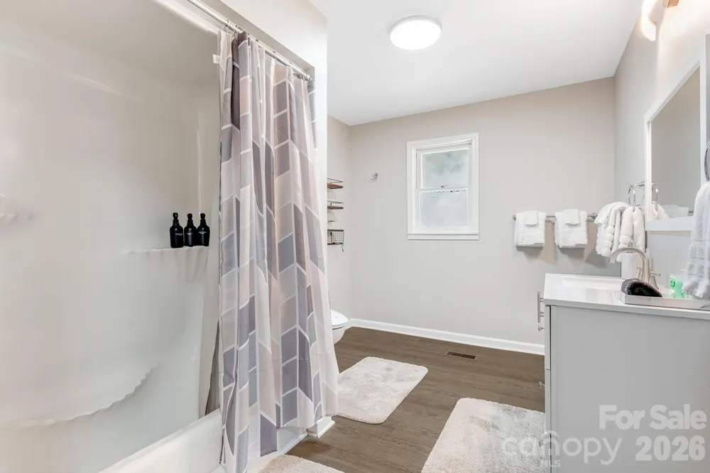 114 Johns Creek Road Canton, NC 28716