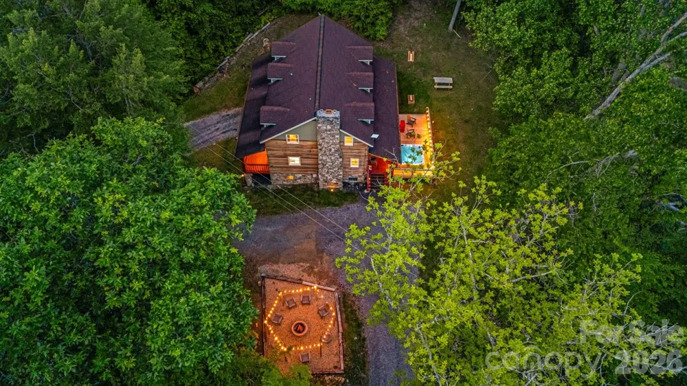 114 Johns Creek Road Canton, NC 28716