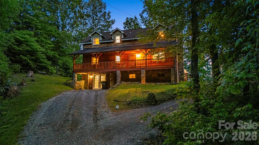 114 Johns Creek Road Canton, NC 28716
