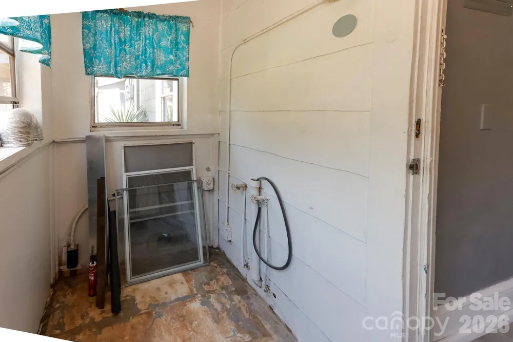 114 S Mitchell Street Rutherfordton, NC 28139