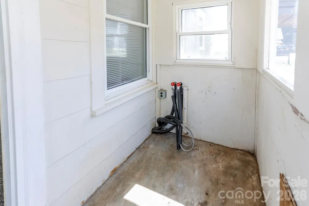 114 S Mitchell Street Rutherfordton, NC 28139