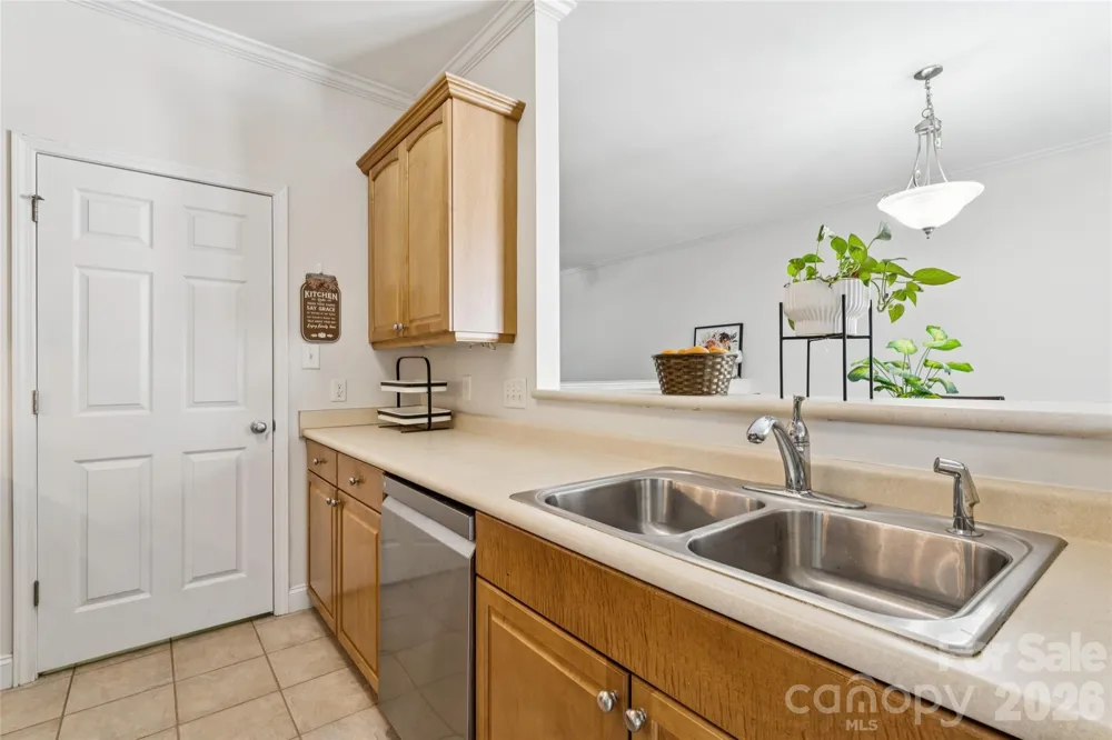 2428 Madison Green Drive Gastonia, NC 28054