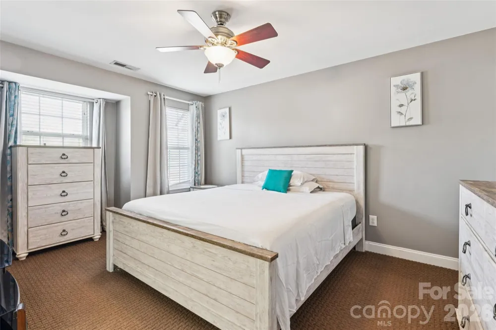 2428 Madison Green Drive Gastonia, NC 28054