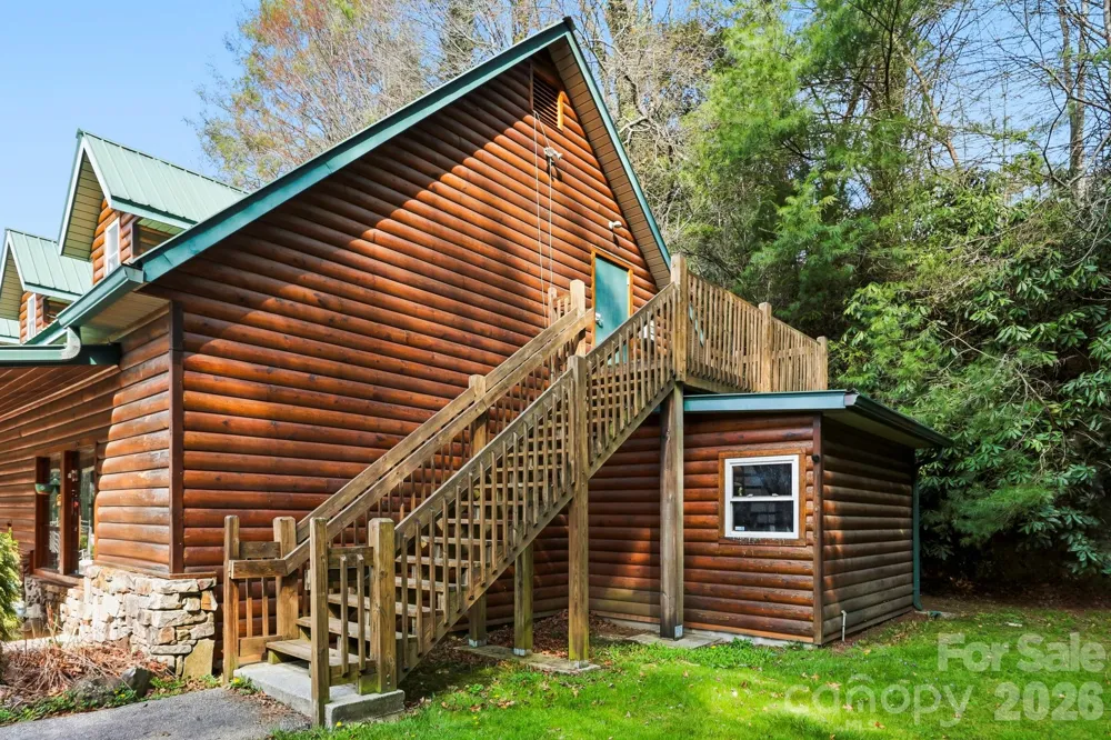 10932 Rosman Highway Lake Toxaway, NC 28747