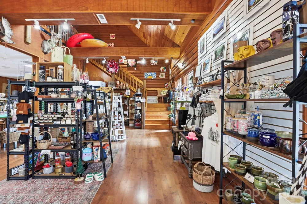 10932 Rosman Highway Lake Toxaway, NC 28747