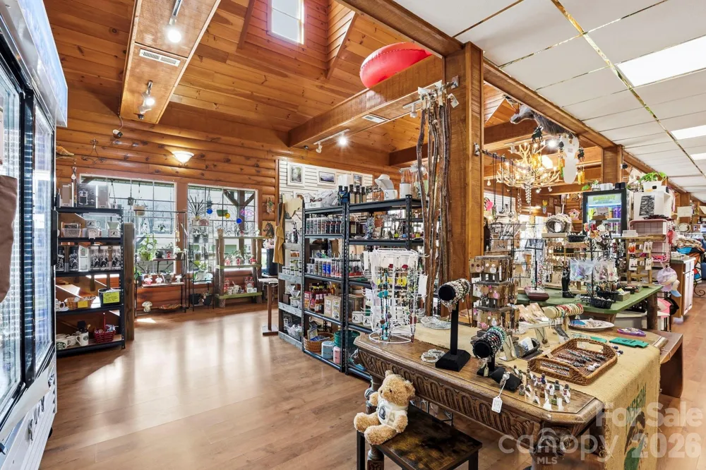 10932 Rosman Highway Lake Toxaway, NC 28747
