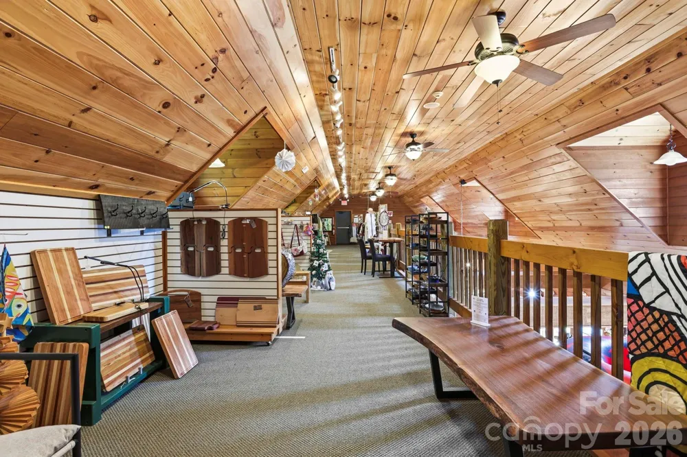 10932 Rosman Highway Lake Toxaway, NC 28747