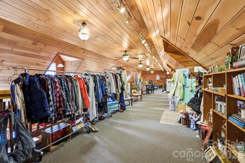 10932 Rosman Highway Lake Toxaway, NC 28747