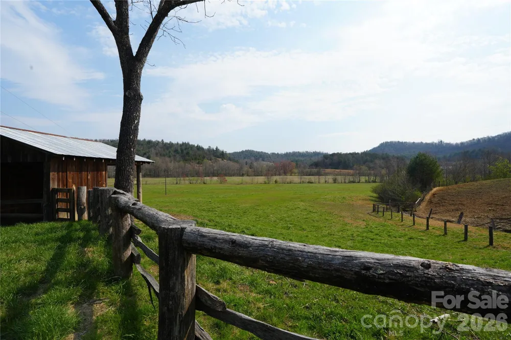 316 Lewis Fork Baptist Church Road Purlear, NC 28665