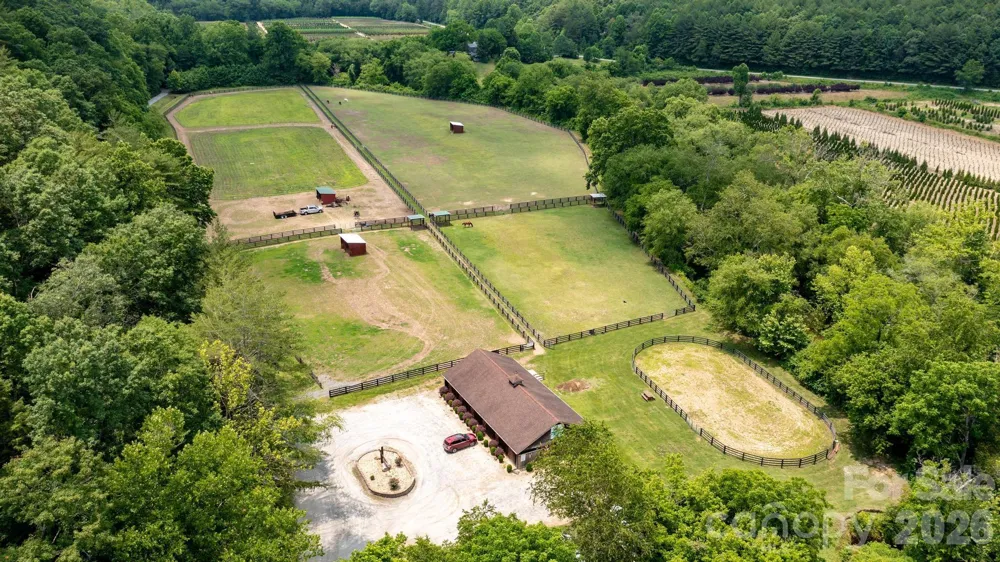 4420 Walnut Ridge Drive Lenoir, NC 28645