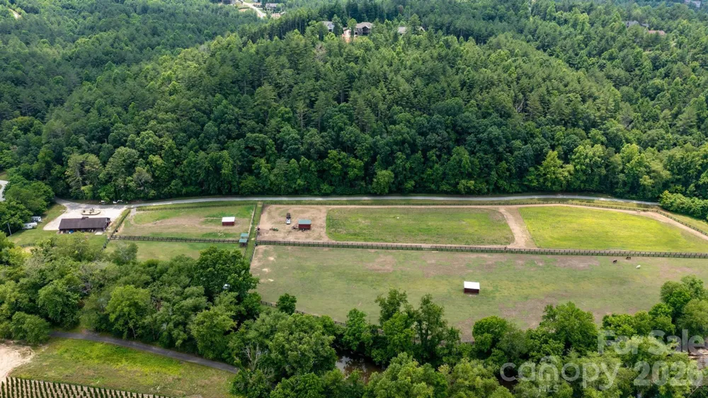 4420 Walnut Ridge Drive Lenoir, NC 28645