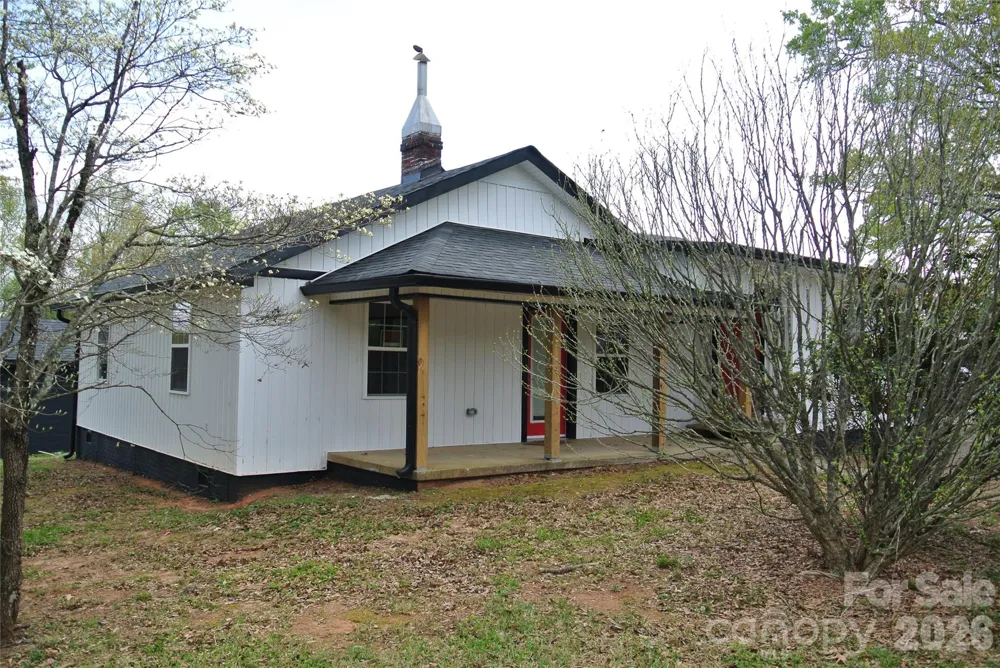 123 Moore Road Ellenboro, NC 28040