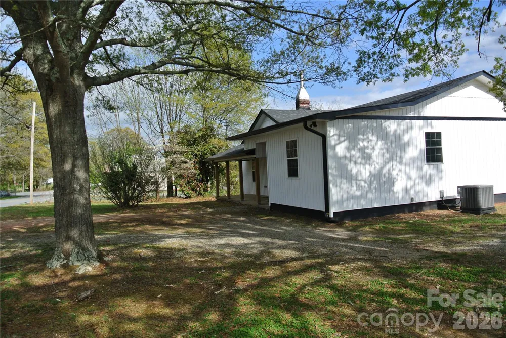 123 Moore Road Ellenboro, NC 28040
