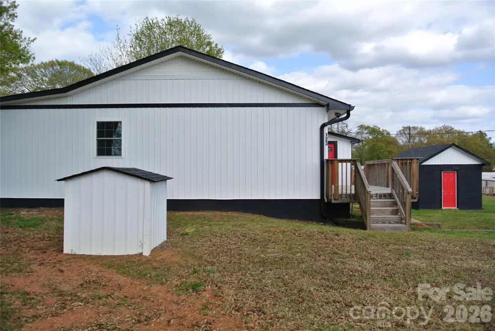 123 Moore Road Ellenboro, NC 28040