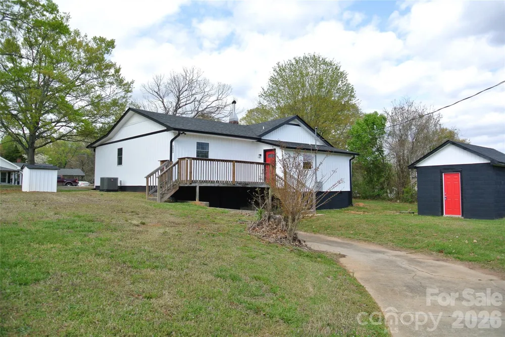 123 Moore Road Ellenboro, NC 28040