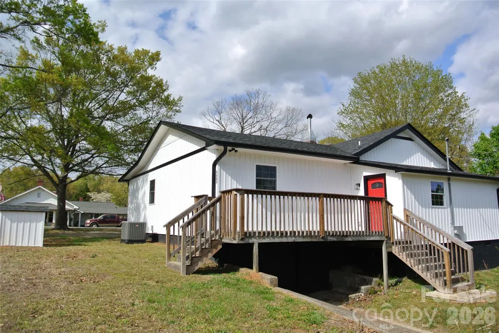 123 Moore Road Ellenboro, NC 28040