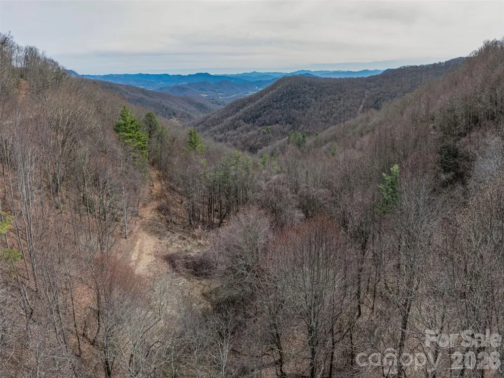 000 Sigogglin Road #17 Waynesville, NC 28786