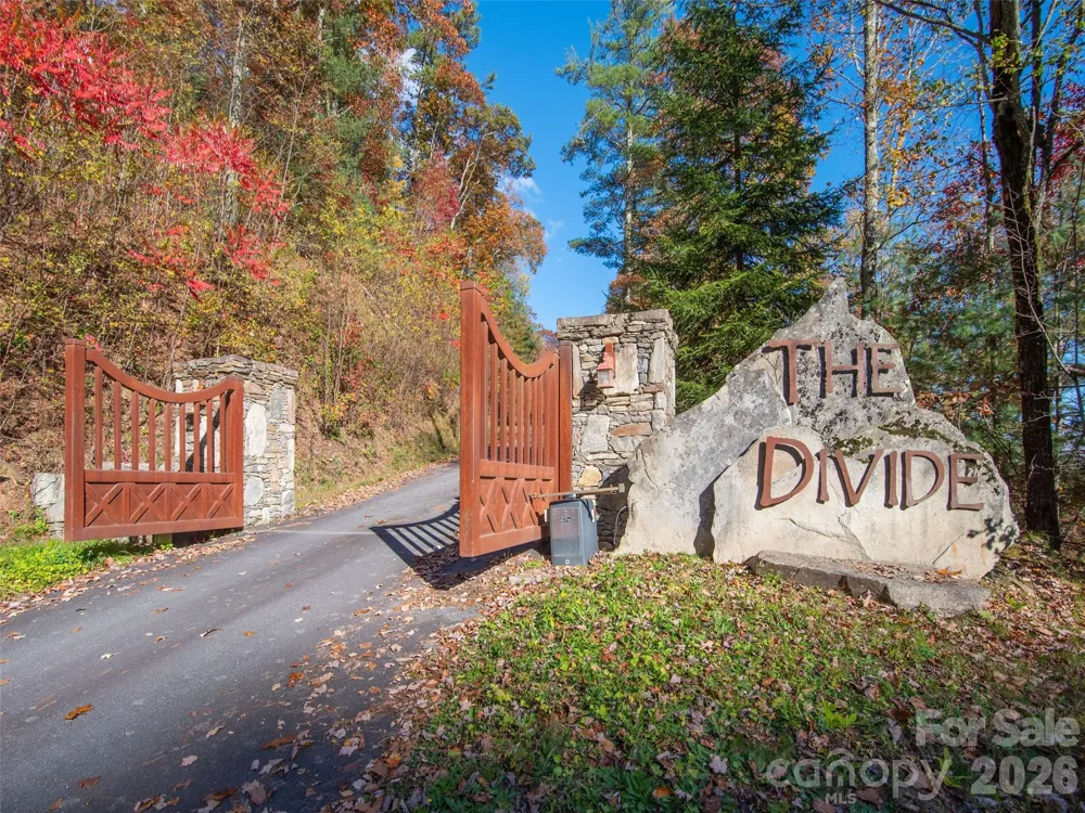 000 Sigogglin Road #17 Waynesville, NC 28786