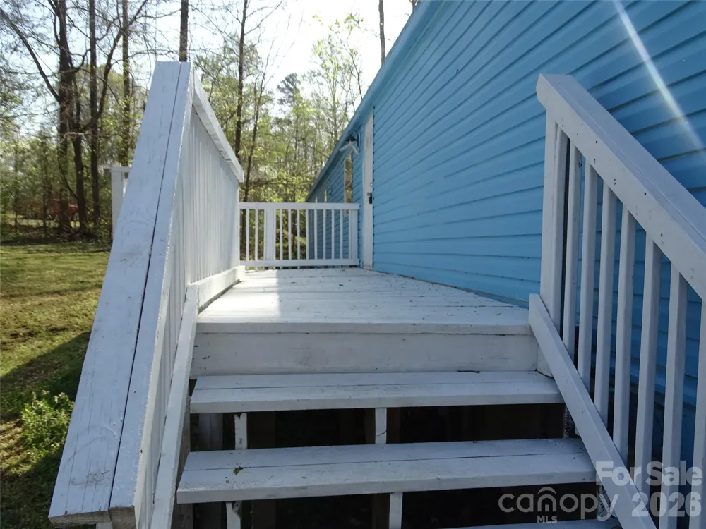453 Riverview Lane Lexington, NC 27292