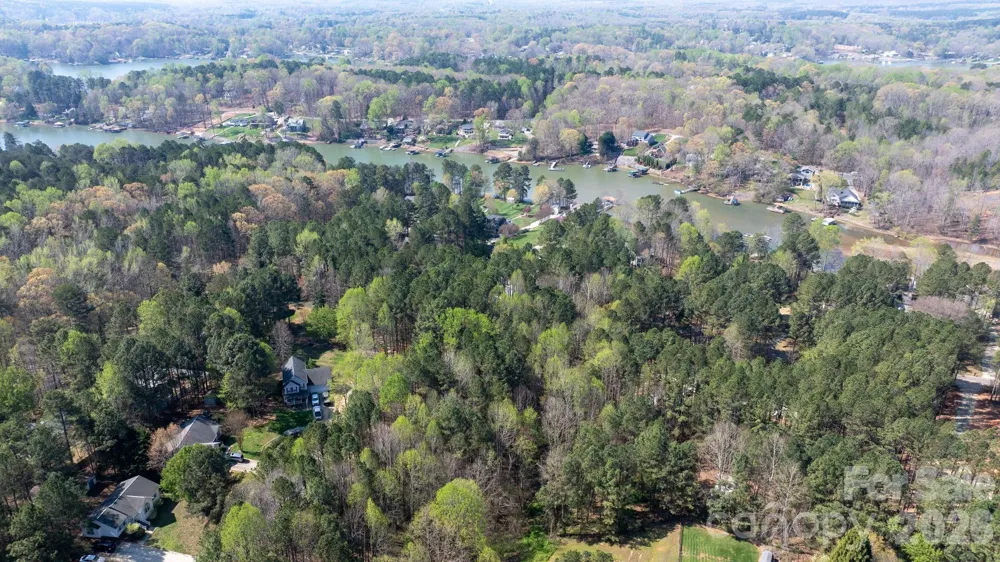 3486 Mooring Place Sherrills Ford, NC 28673
