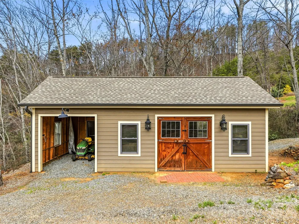 286 Preservation Trail Columbus, NC 28722