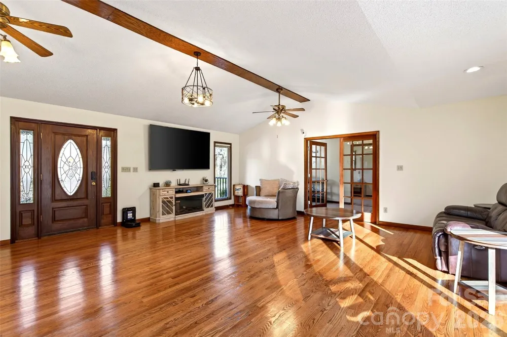 20 Annie Drive Marion, NC 28752