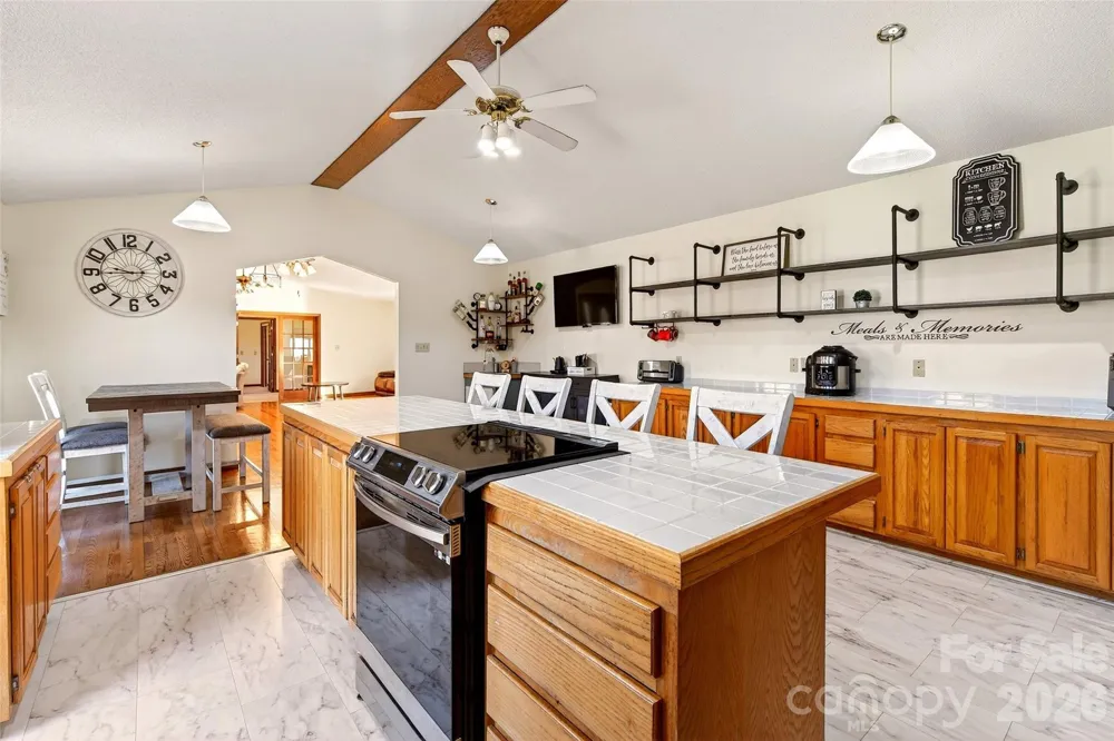 20 Annie Drive Marion, NC 28752