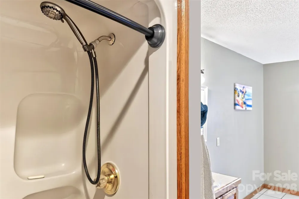 20 Annie Drive Marion, NC 28752