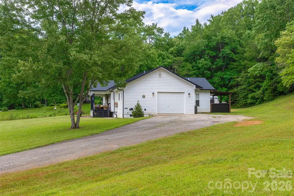 20 Annie Drive Marion, NC 28752