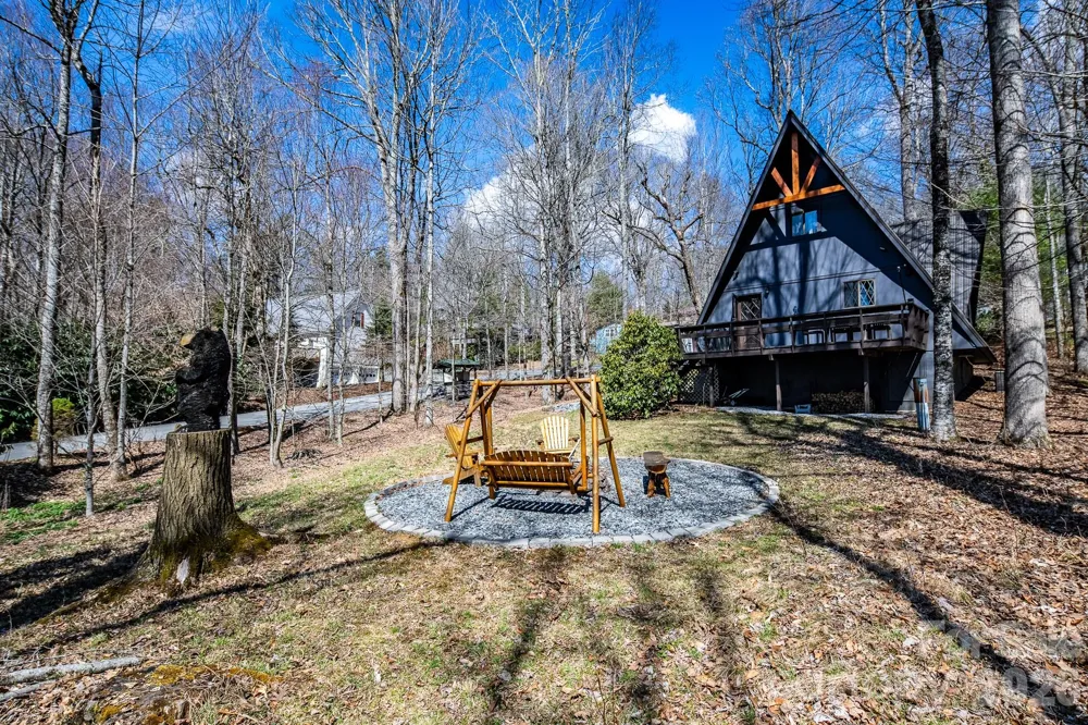20 Lady Slipper Loop Newland, NC 28657
