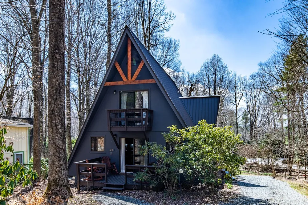 20 Lady Slipper Loop Newland, NC 28657