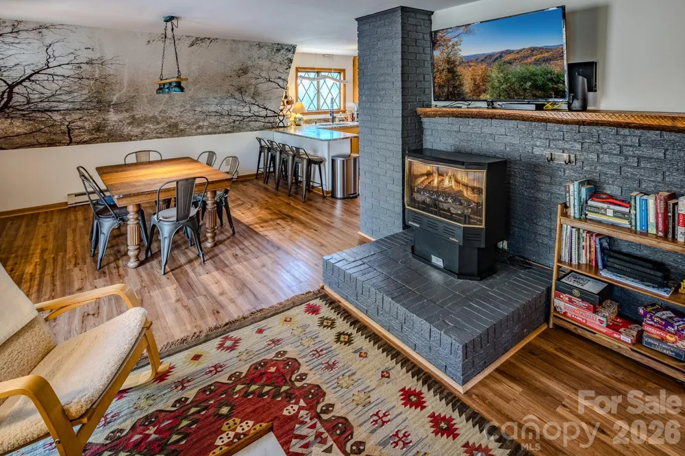 20 Lady Slipper Loop Newland, NC 28657